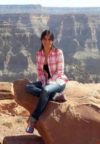 Constanza Cortés, Program Operations Manager